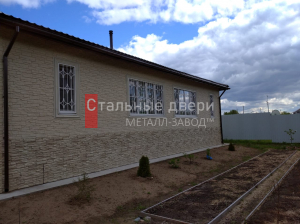 Фото установленной двери №166 в Краснозаводске
