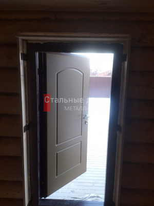 Фото установленной двери №259 в Краснозаводске
