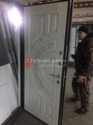 Фото установленной двери №148 в Краснозаводске