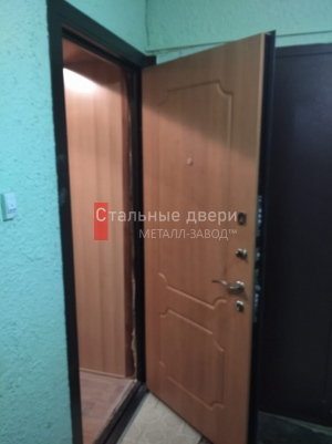 Фото установленной двери №214 в Краснозаводске