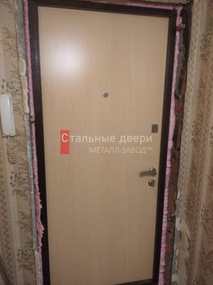 Фото установленной двери №205 в Краснозаводске