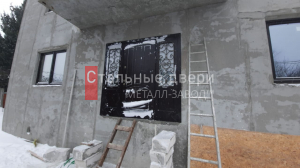 Фото установленной двери №219 в Краснозаводске