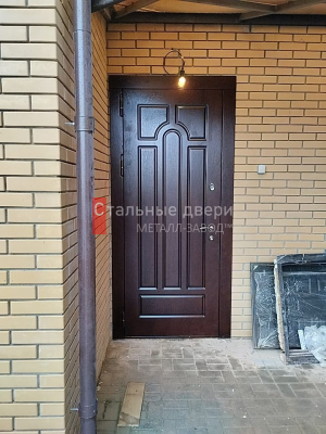 Фото установленной двери №418 в Краснозаводске