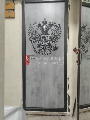 Фото установленной двери №403 в Краснозаводске