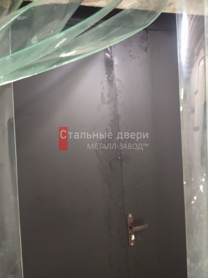 Фото установленной двери №212 в Краснозаводске