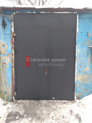 Фото установленной двери №211 в Краснозаводске