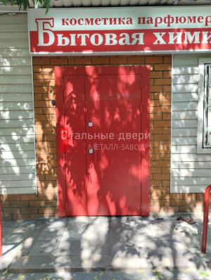 Фото установленной двери №425 в Краснозаводске